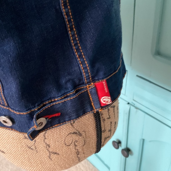 Eckored Jean Jacket. Large. Blue with zippered detail and red jeweled accents - Picture 4 of 9